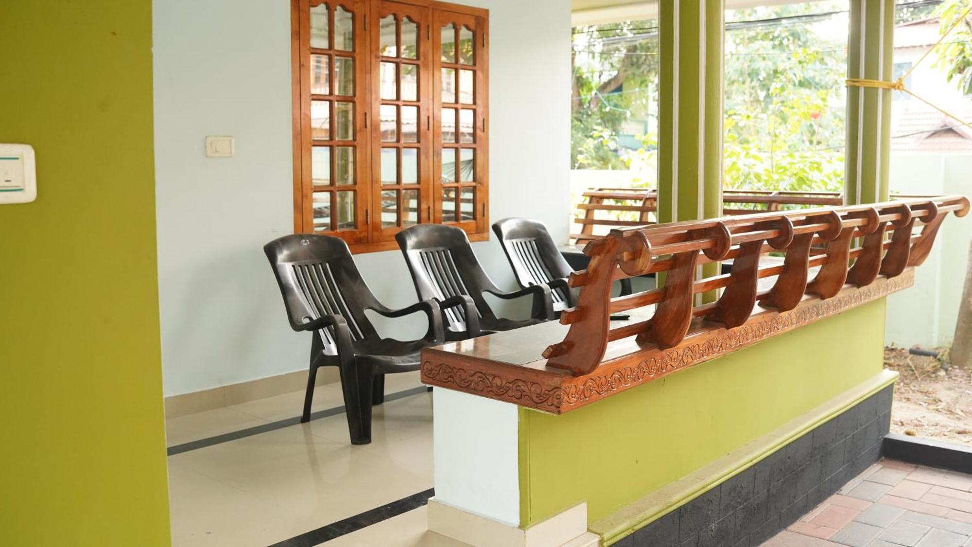 Standard Homes Varkala Esterno foto